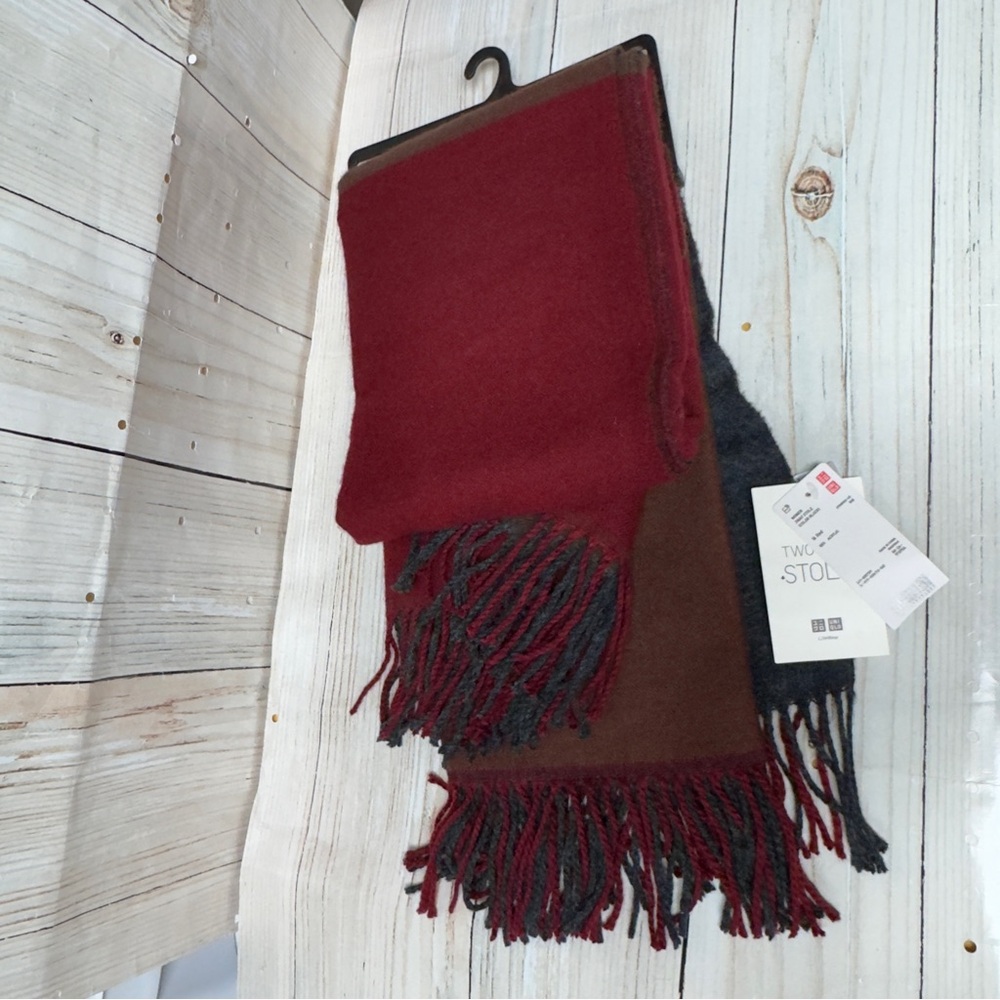 Uniqlo 2 Way Stole Scarf Wrap Red Color Block Fringe City Chic Cottage Granny